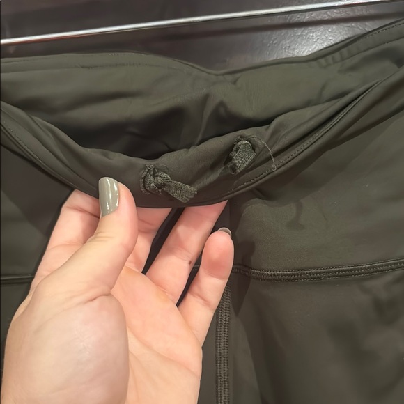 Lululemon Olive Green Leggings - Picture 4 of 4